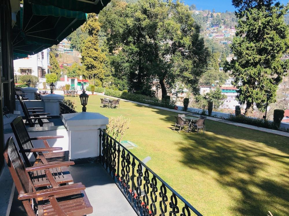 Namah Nainital, A Member Of Radisson Individuals Retreats Hotell Exteriör bild