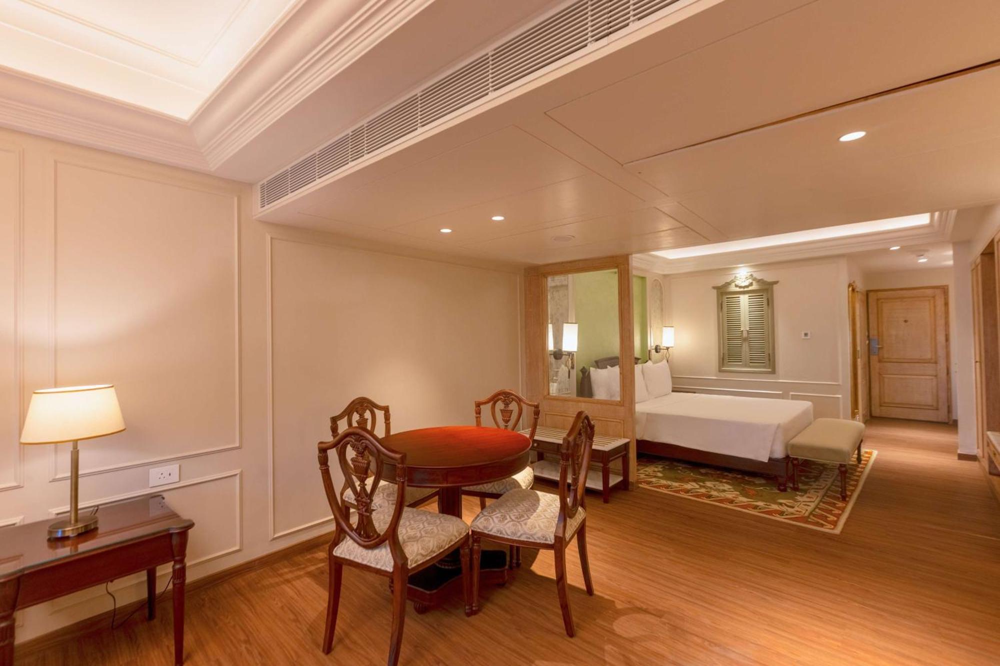 Namah Nainital, A Member Of Radisson Individuals Retreats Hotell Exteriör bild