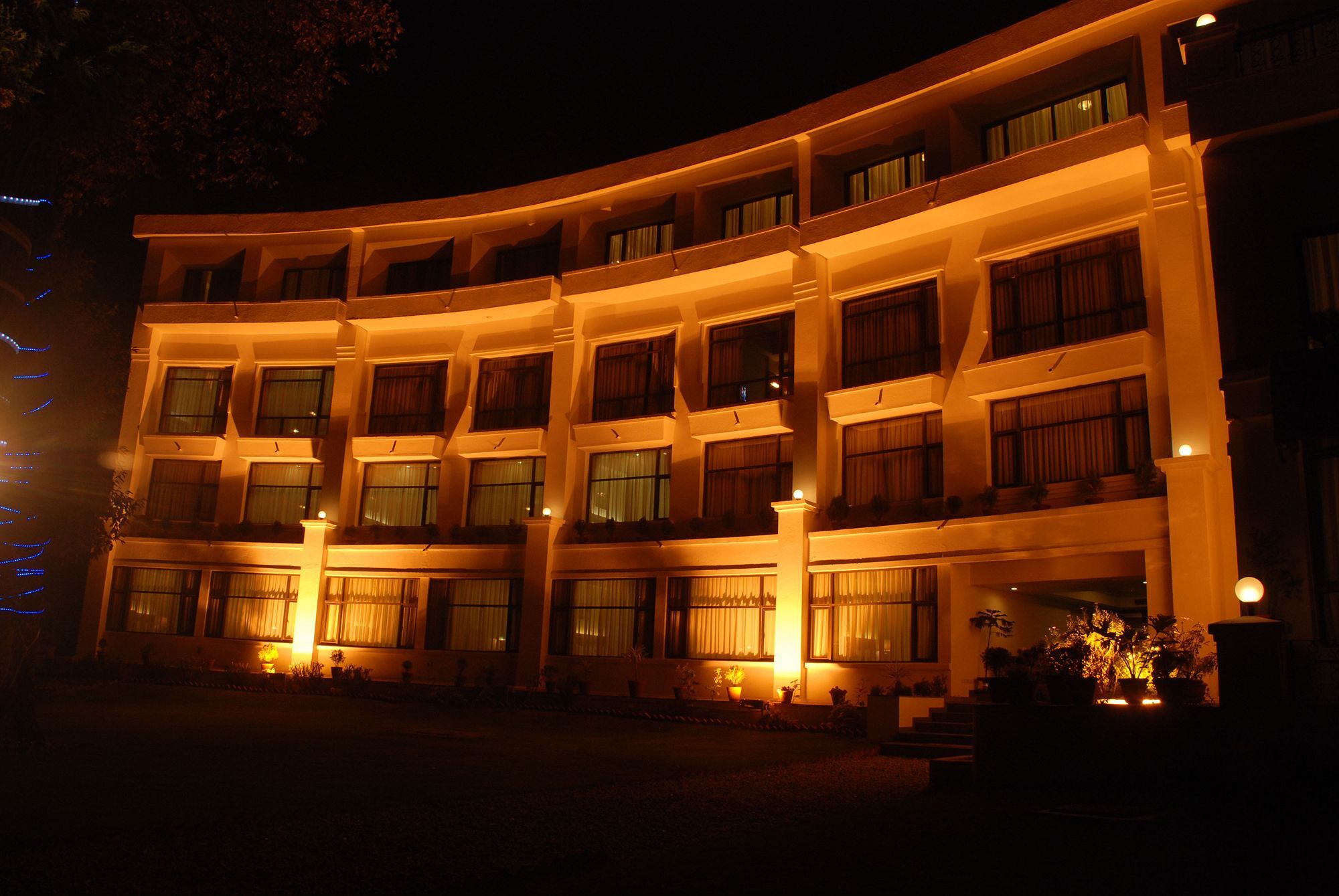 Namah Nainital, A Member Of Radisson Individuals Retreats Hotell Exteriör bild
